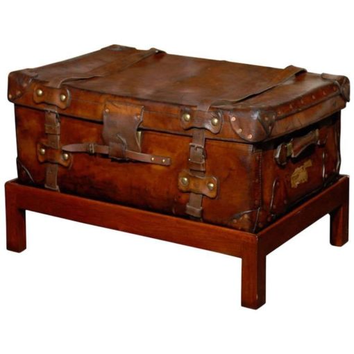 English 19th Century Leather Travel Trunk on Rectangular Mahogany Wooden Stand