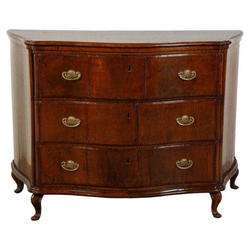 Italian 1800s Walnut Three-Drawer Serpentine Front Commode with Bronze Hardware