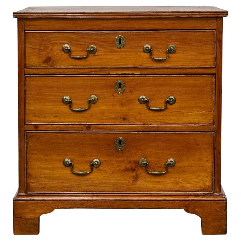 English 19th Century Pine Chest with Three Graduating Drawers and Brass Hardware