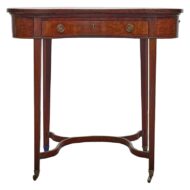 English desk made of mahogany with kidney shaped top, from the 19th century.